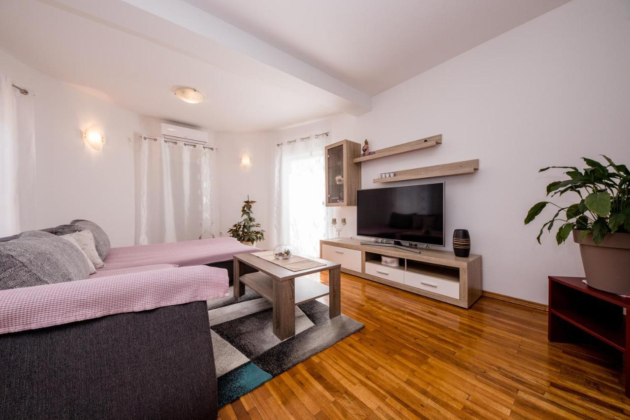 Zeljko Apartmani Lopar Exterior foto