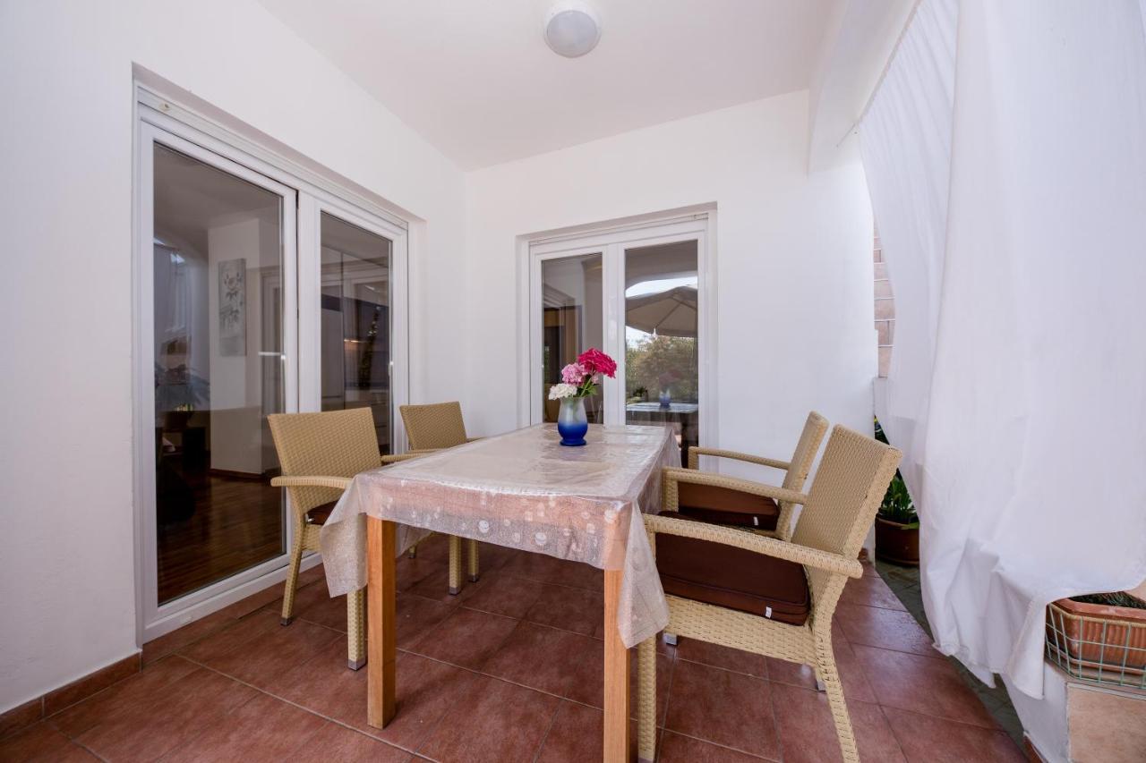 Zeljko Apartmani Lopar Exterior foto