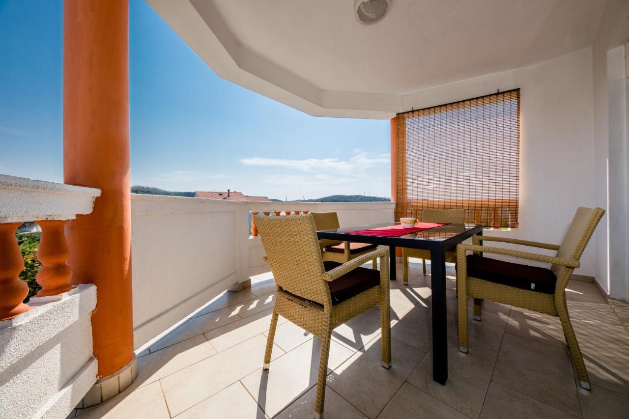 Zeljko Apartmani Lopar Exterior foto